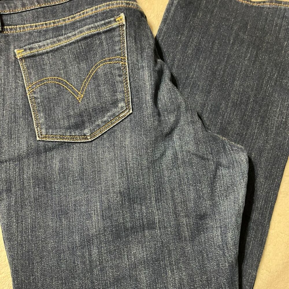 Levi-s Women's Blue and Navy Jeans